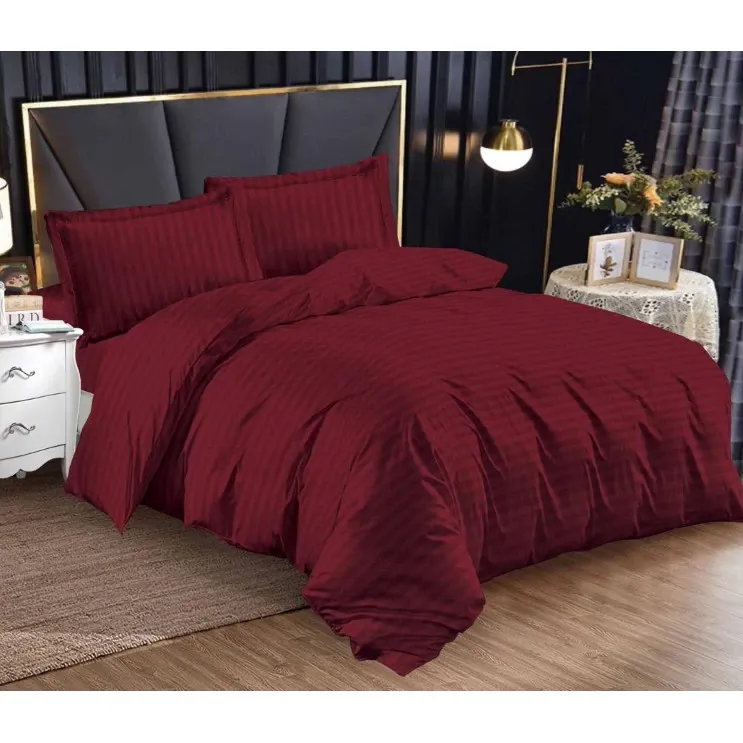 Lenjerie de pat dublu, cearsaf cu elastic, Damasc, 4 piese, Uni, 180x200cm, Visiniu