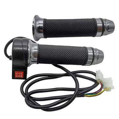 Accelerator electric 3 viteze, alb, pentru biciclete si trotinete electrice, material aluminiu/rubber