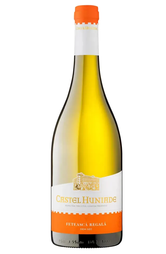 Vin alb demisec Castel Huniade, Feteasca Regala, 0.75 l