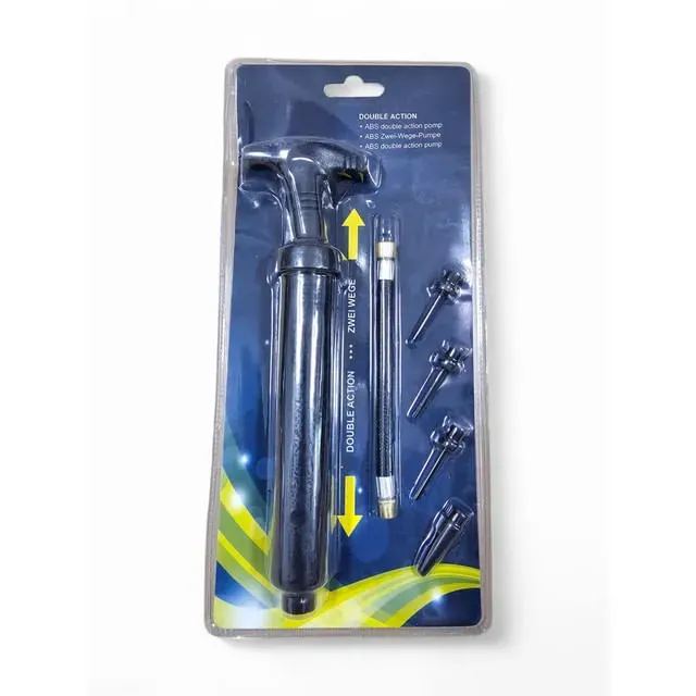Pompa cu accesorii pentru umflat mingii