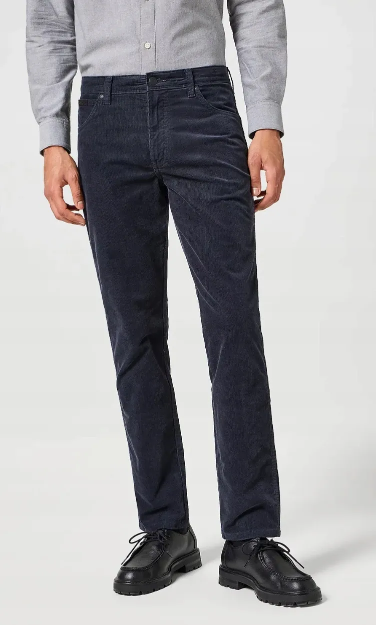 Blugi barbati Wrangler Texas, bumbac/elastan, albastru inchis, W32-L32 US